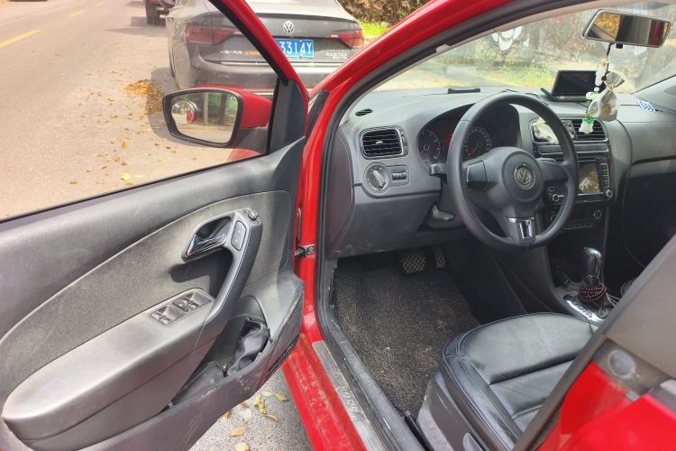 Used Volkswagen Polo 2011 1.4L Automatic ZhiCool Edition Driver Seat