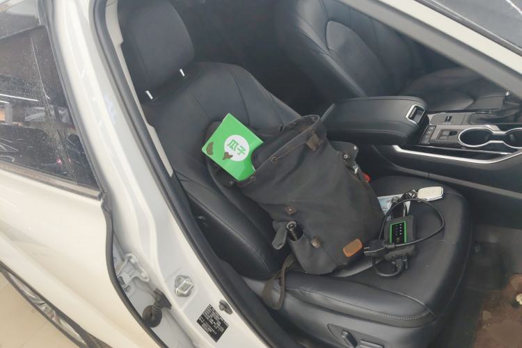 Used Toyota Highlander 2023 2.5L Smart Electric Hybrid Dual-Engine Four-Wheel Drive Prestige Version – 7 Seats
