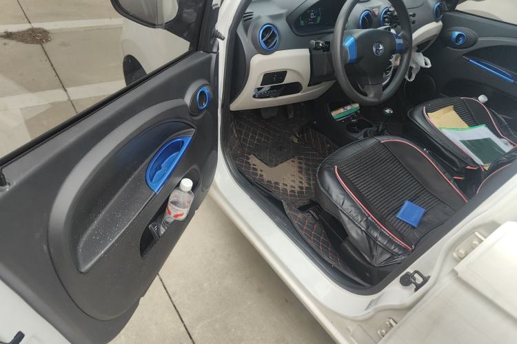 Used JMEV E200L 2018 E200L Standard Model (250 km)
