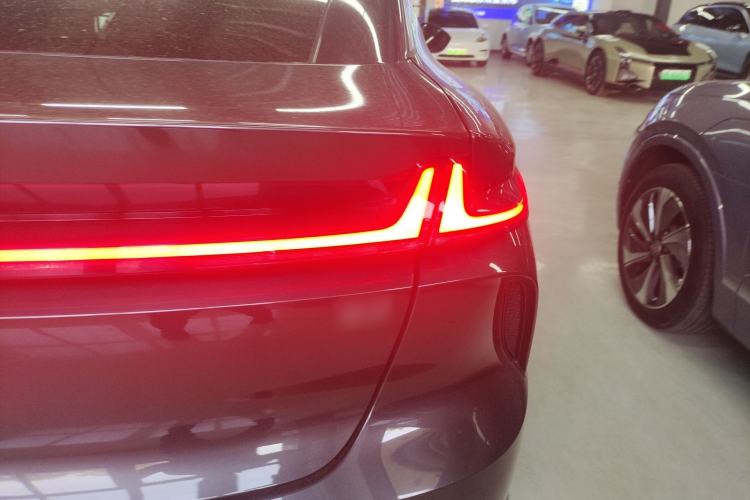 Used Rising R7 2023 Rear-Drive Screen King Pro Edition
