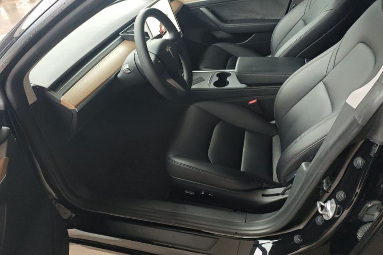 Used Tesla Model 3 2022 Rear-Wheel-Drive Version
