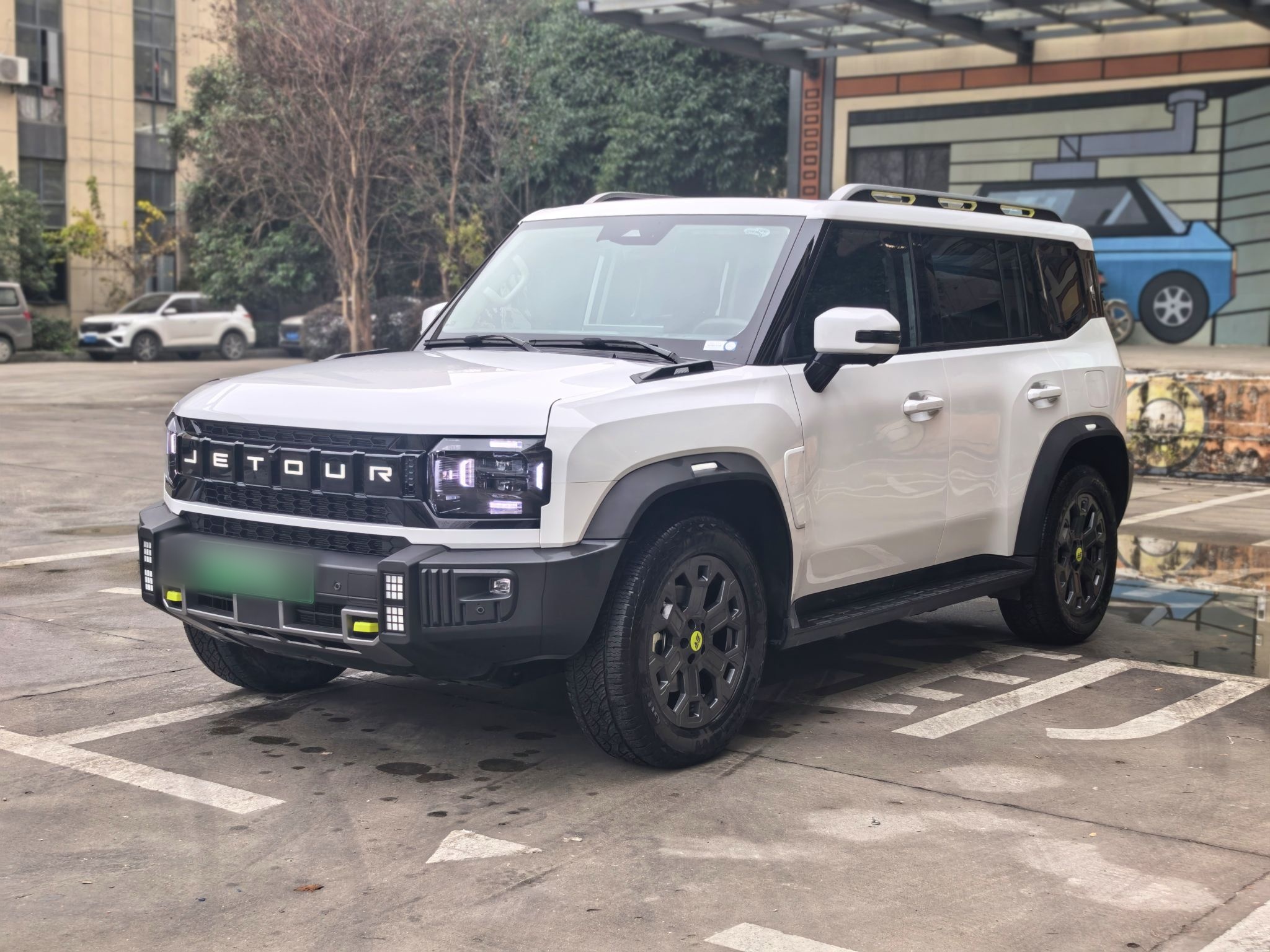 Под передней частью автомобиля