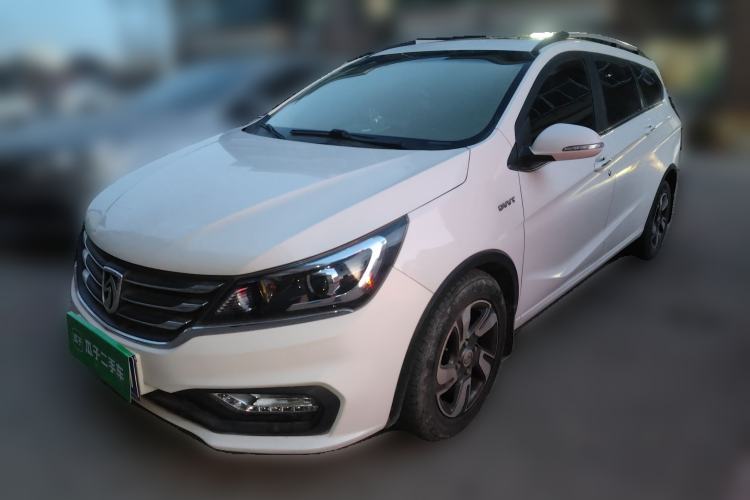 Used Baojun 310W 2017 1.5L Manual Luxury Edition China V