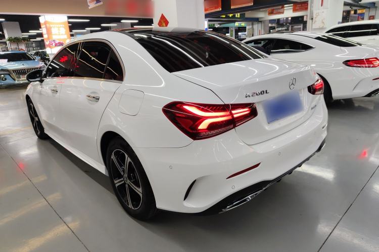 Used Mercedes-Benz A-Class 2022 Revised Version A 200 L Sport Sedan Fashionable Style Exterior 2