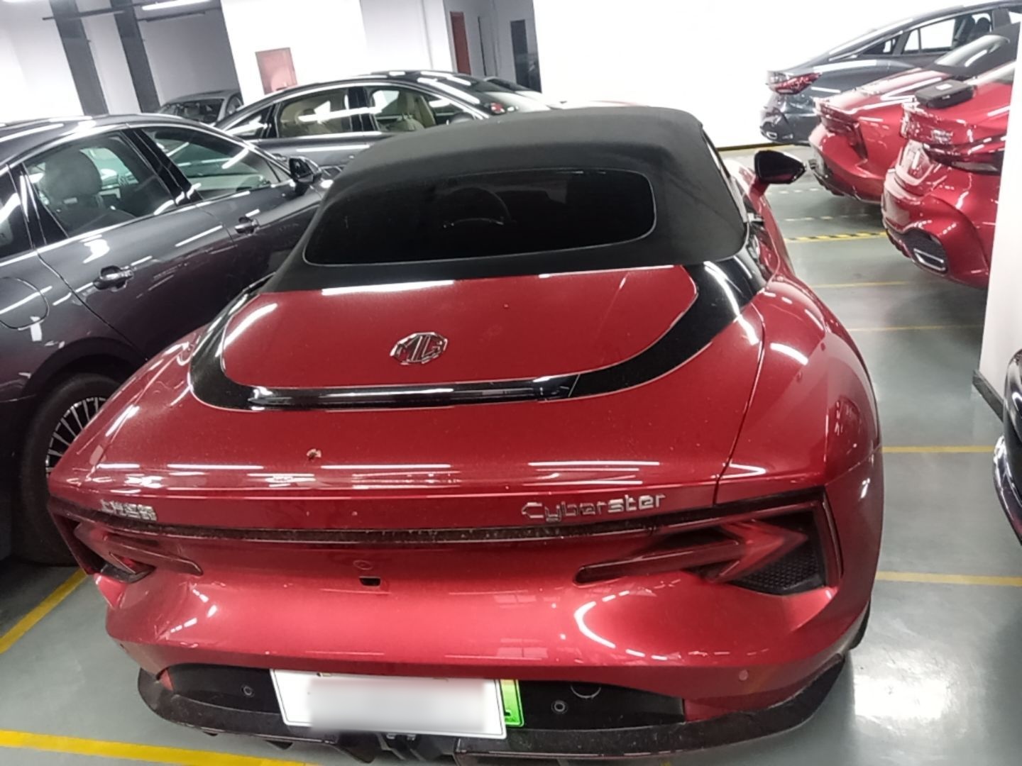 MG Cyberster 2024 580 km Ultra-Long Range Version — снимка 5