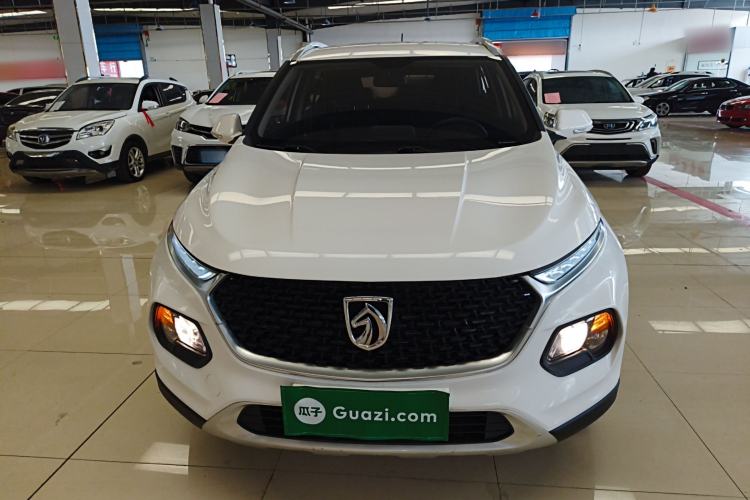 Used Baojun 510 2017 1.5L manual Comfort trim