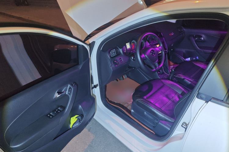 Used Volkswagen Polo 2016 1.4L Manual Fashion Model