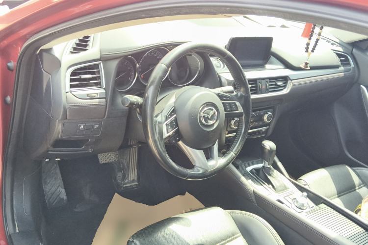 Used Mazda Atenza 2017 2.0L Blue Sky Luxury Edition Center Console