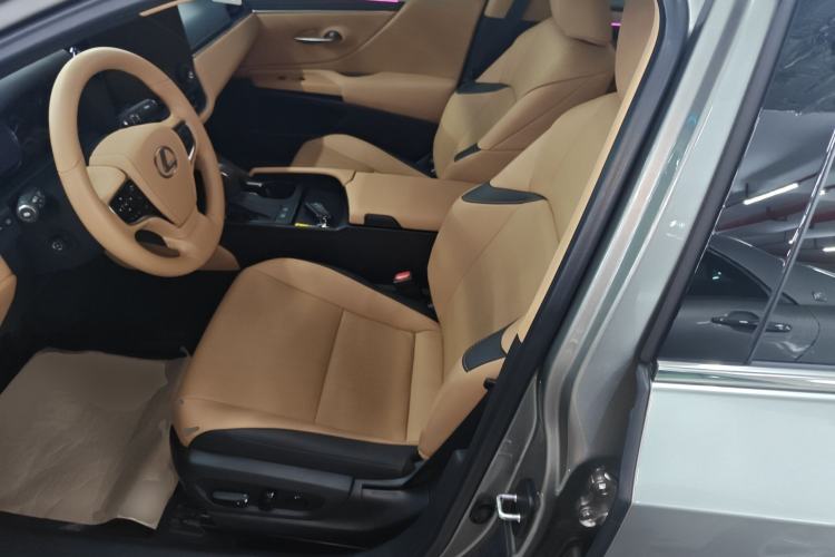 Used Lexus ES 2025 200 Premium Edition