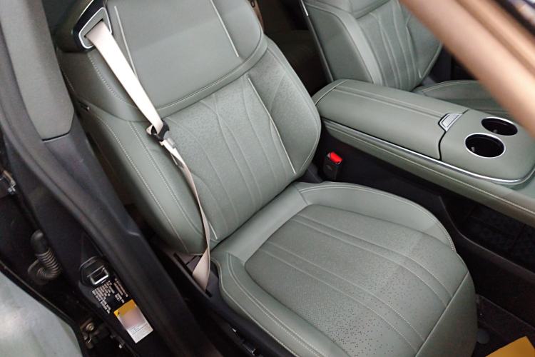 Used Deepal S07 2025 215Max Deep Blue Intelligent Driving AD PRO Range-Extended Version
