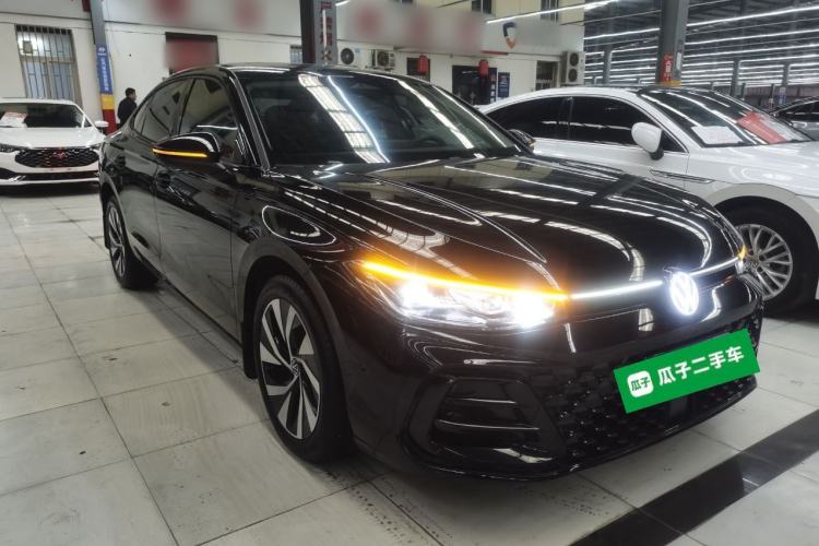 Used Volkswagen Passat 2025 Pro 380TSI Starry Dragon Edition
