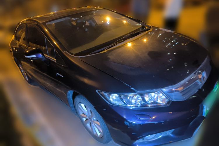 Used Honda Civic 2012 1.8L automatic luxury edition
