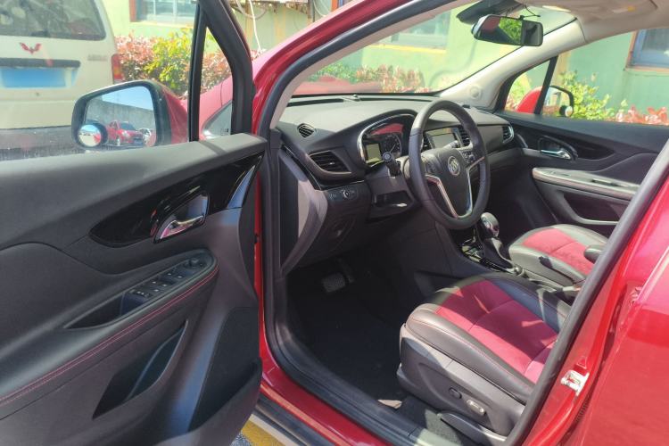 Used Buick Encore 2018 18T Automatic Two-Wheel Drive Urban Elite Model
