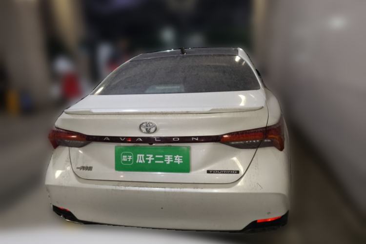 Used Toyota Avalon 2019 2.5L Touring Premium Version China VI Standard

