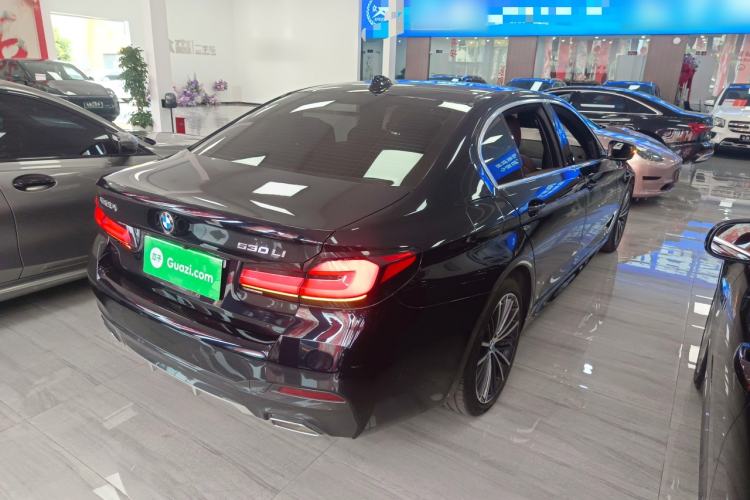 Used BMW 5 Series 2023 530Li Leading Model M Sport Package Rear Right 45 Deg