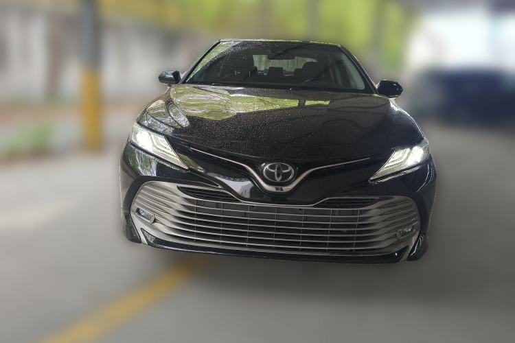 Used Toyota Camry 2018 2.0G Luxury Edition Front
