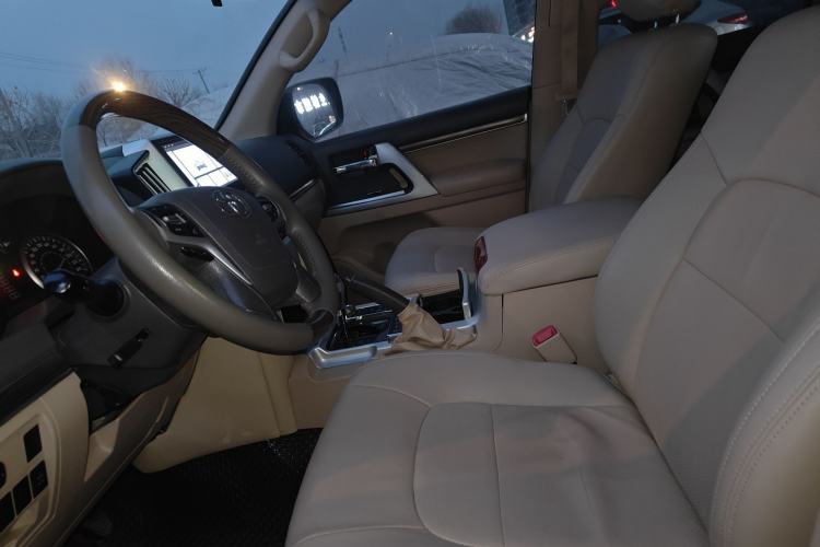 Used Toyota Land Cruiser 
