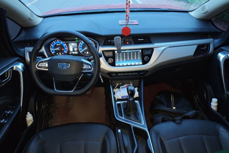 Used Geely Auto Vision X3 2019 Upgraded Model 1.5L Manual Elite Version