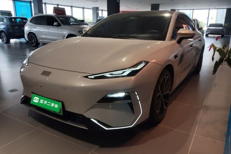 Used Geely Galaxy E8 2025 700 km Long-Range Intelligent Driving Version