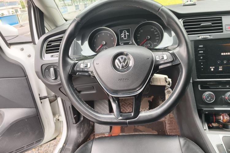 Used Volkswagen Golf 2020 200TSI DSG Comfortable and Ambitious Edition