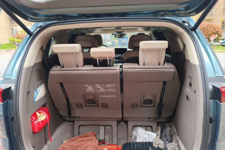 Used Kia Carnival 2021 2.0T Flagship Edition Trunk