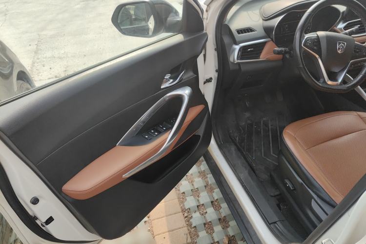 Used Baojun 510 2017 1.5L Manual Luxury Model
