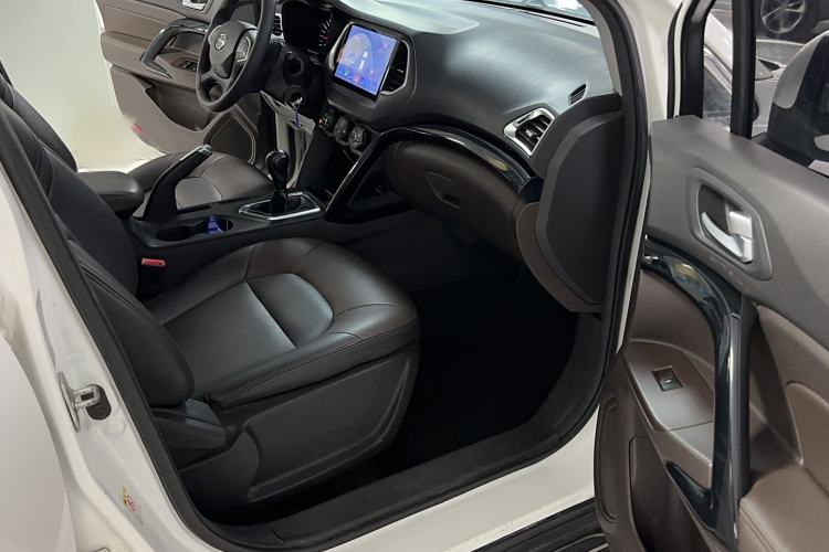 Used GAC Trumpchi GS4 2017 200T Manual Two-Wheel Drive Elite Edition