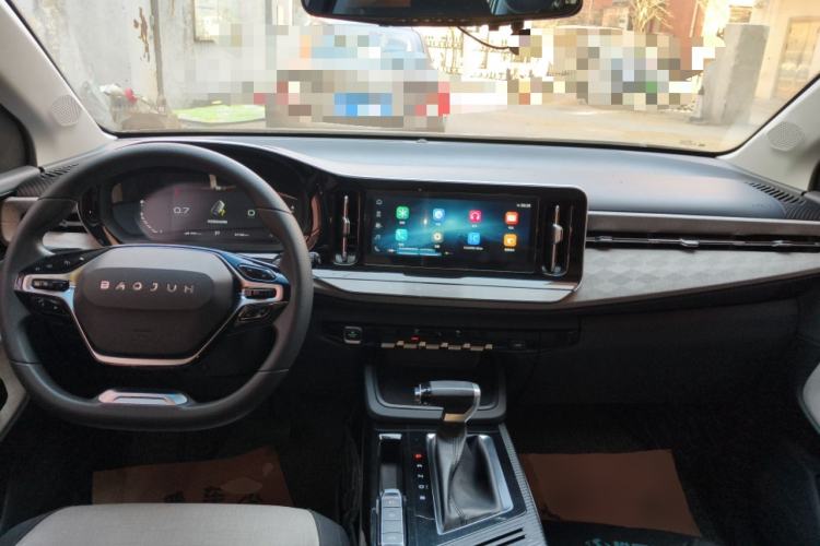 Used Baojun RM-5 2019 1.5T CVT 24-Hour Online Luxury Version 6 Seats Center Console