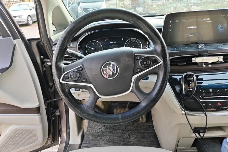 Used Buick GL8 2023 Land Executive Class Smart Enjoyment Model
