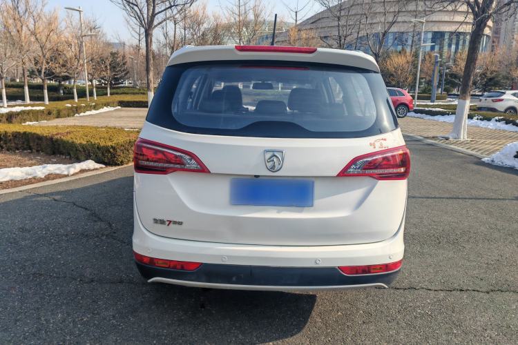 Used Baojun 730 2019 1.5L Manual Fashion Model 7-seater National V