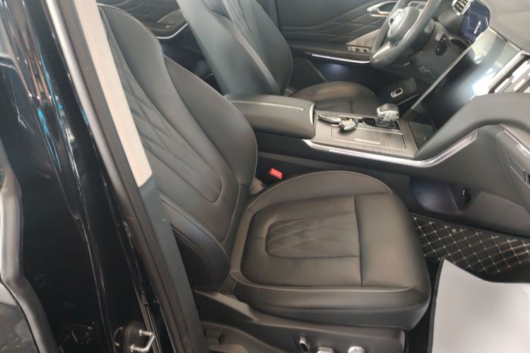 Used Hongqi HS7 PHEV 2024 2.0T PHEV Four-Wheel Drive Flagship Edition 7 Seats
