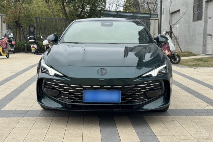 Used MG 7 2023 2.0T Automatic Trophy+ Ignition Glory Edition