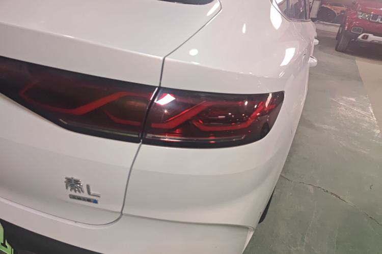 Used BYD Qin L 2025 DM-i Smart Drive 120KM Superior Model
