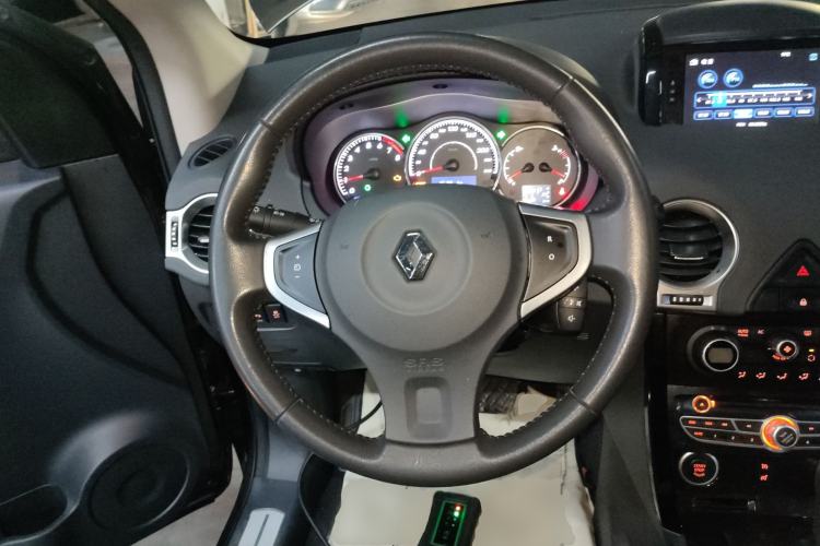Used Renault Koleos 2014 2.0L Two-Wheel Drive Comfort Edition

