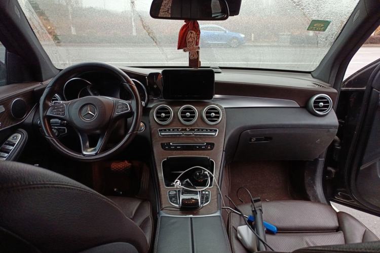 Used Mercedes-Benz GLC 2016 GLC 300 4MATIC Dynamic Model