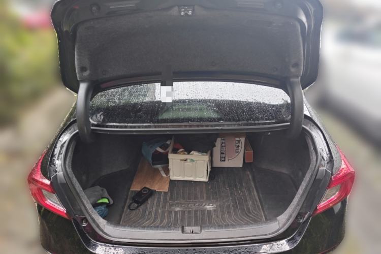 Used Honda Accord 2018 Rui Hybrid 2.0L Rui Ling Edition China VI
