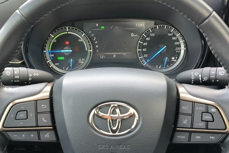 Used Toyota Highlander 2023 2.5L Smart Electric Hybrid Dual-Engine 4x4 Knight Edition 7 Seats