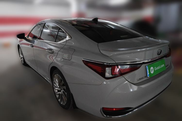 Used Lexus ES 2018 300h Executive Version China V Standard
