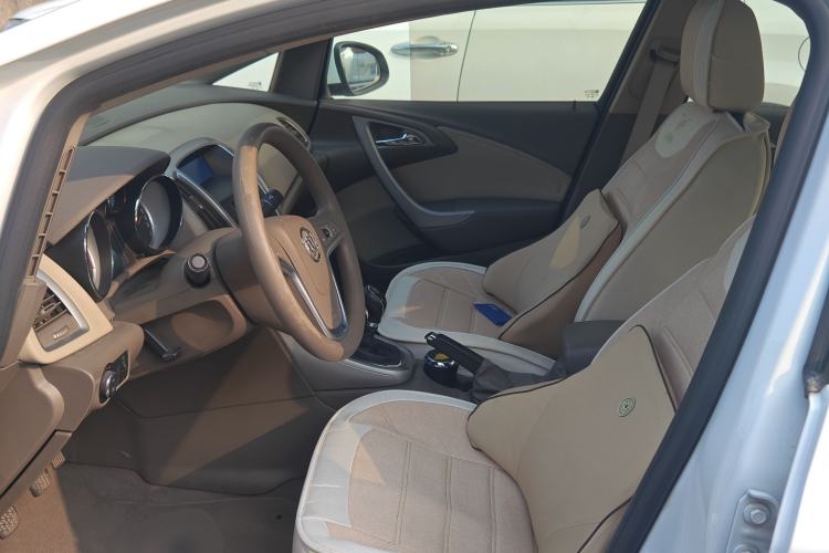 Used Buick GT 2013 GT 1.6L Manual Entry-Level Model Left Front Seat