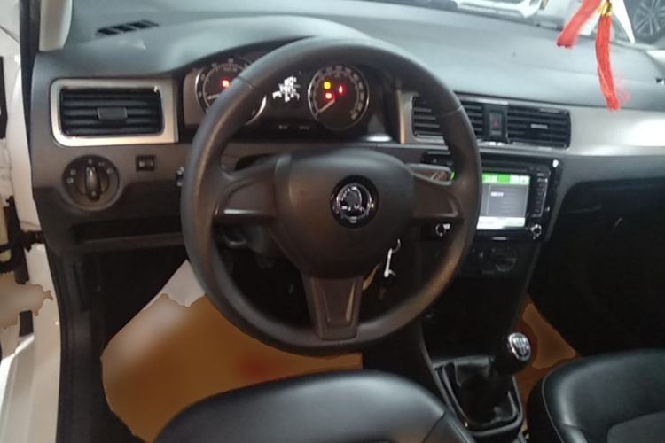 Used Skoda Rapid Spaceback 2014 1.6L Manual Enjoyment Edition
