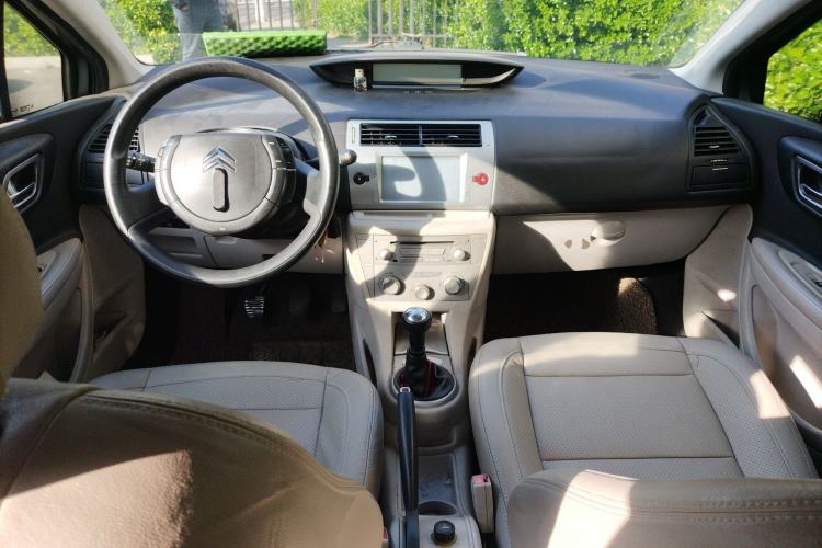 Used Citroen C-Quatre 2011 Sedan 1.6L Manual Fashion Edition Center Console