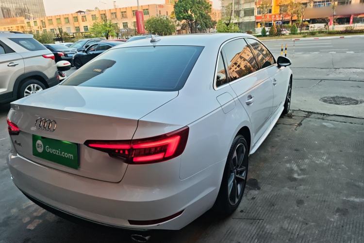 Used Audi A4L 2018 30th Anniversary Edition 40 TFSI Trendy Model