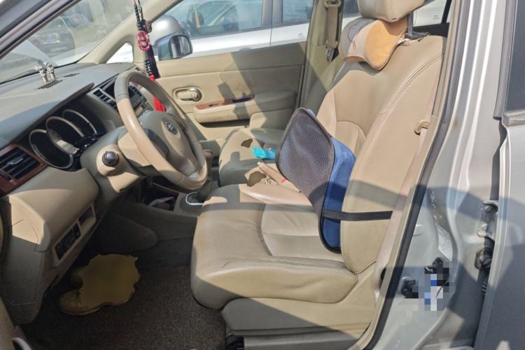 Used Nissan Tiida Sedan 2008 1.6L Manual Smart Version Left Front Seat