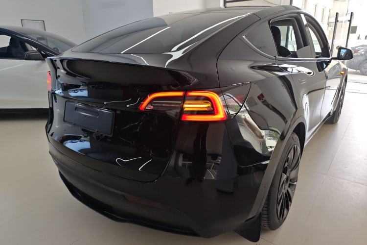 Used Tesla Model Y 2022 Rear-Wheel-Drive Version