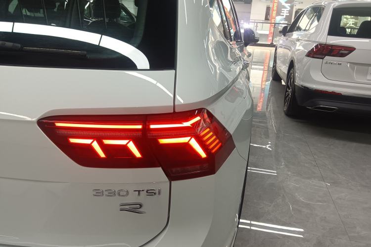 Used Volkswagen Tiguan L 2024 330TSI Automatic Two-Wheel Drive R-Line Enhanced Edition
