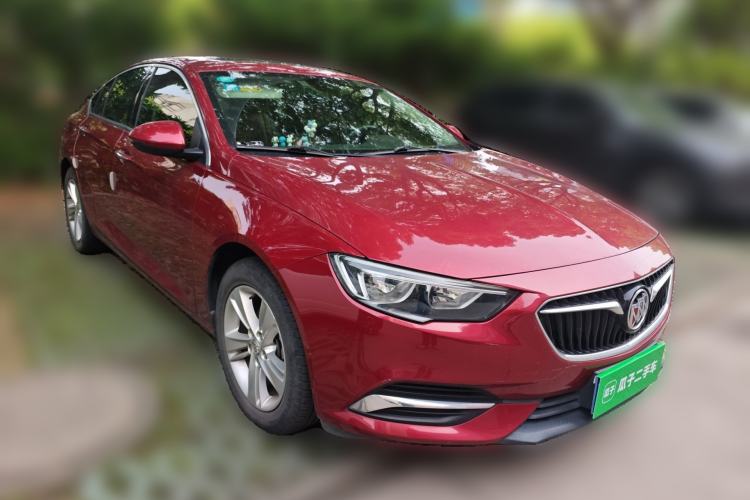 Used Buick Regal 2017 20T Luxury Model Front Right 45 Deg