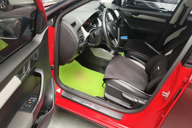 Used Skoda Fabia 2015 1.6L Automatic Sport Edition
