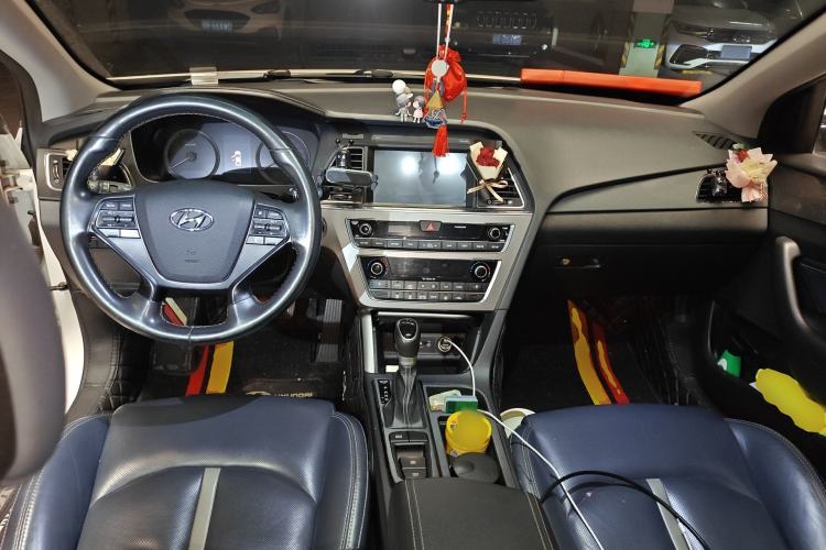 Used Hyundai Sonata 2016 2.0L Hybrid HL Luxury Version
