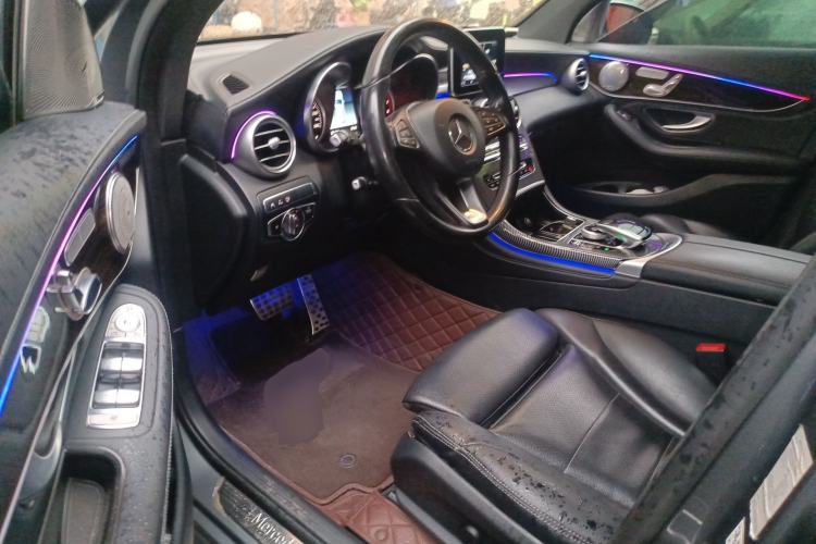 Used Mercedes-Benz GLC 2018 Facelift GLC 260 4MATIC Luxury Edition Driver Seat