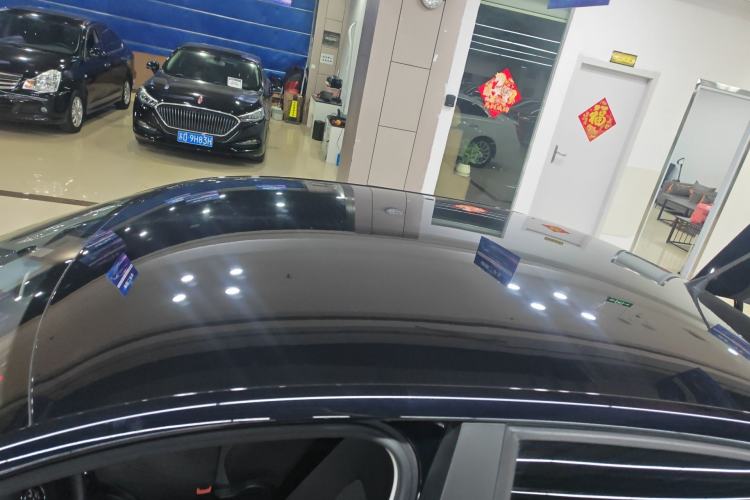 Used Volkswagen Santana 2016 1.6L Automatic Fashion Edition Roof